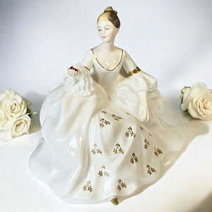 Vintage 1960s Royal Doulton Doll Figurine My Love HN 2339 White Gold